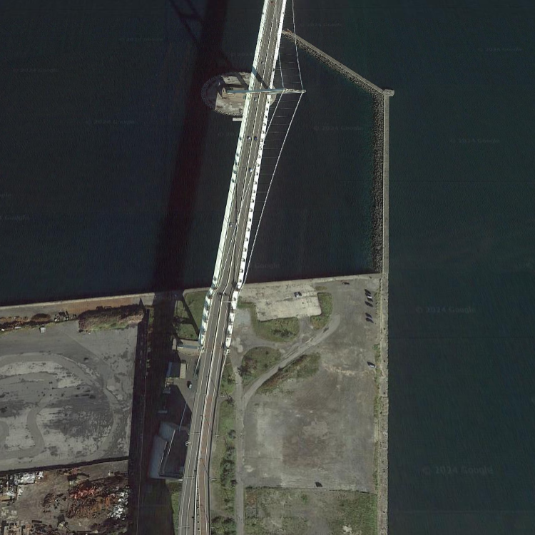 室蘭港・南防波堤