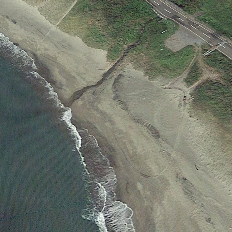 八雲町熊石浄化センター前海岸