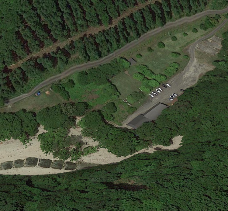 三依渓流つり場