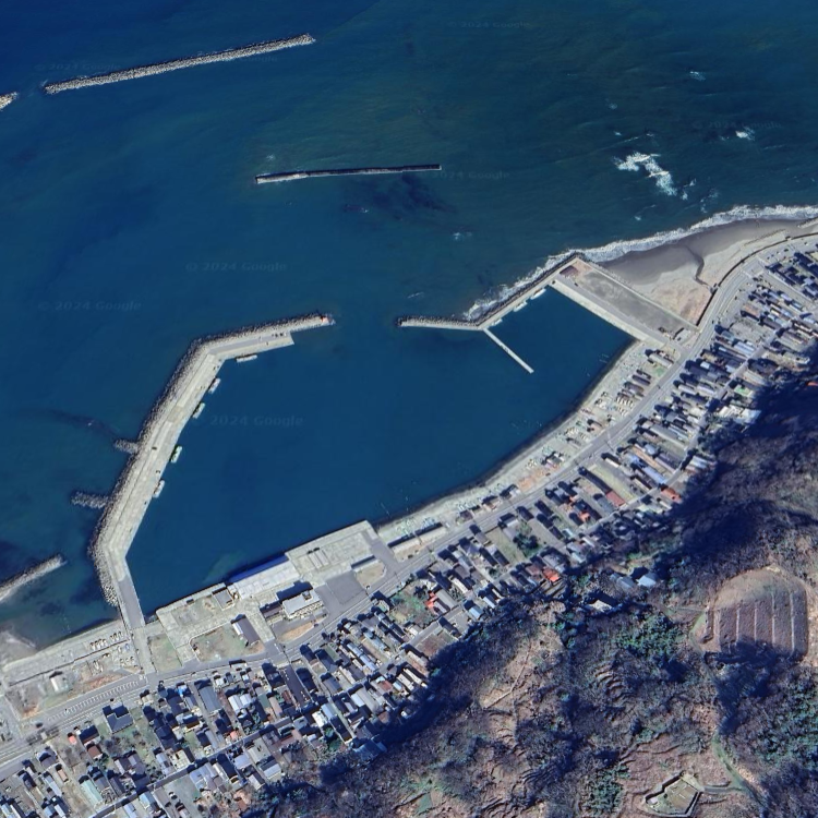 出雲崎港防波堤灯台