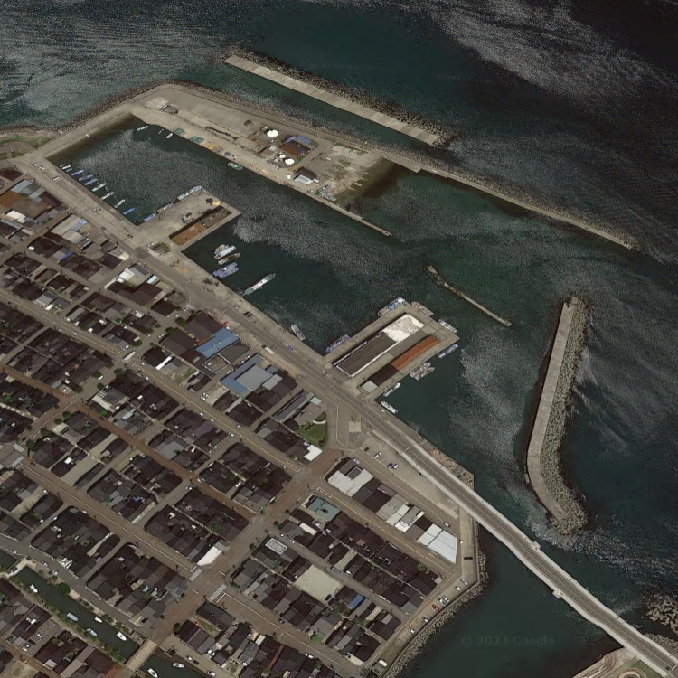 新湊漁港 西防波堤灯台