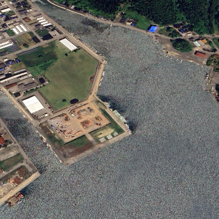 穴水港あすなろ広場