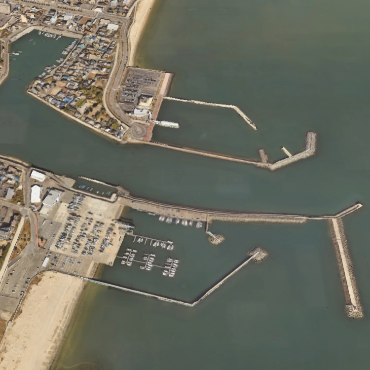 津ヨットハーバー