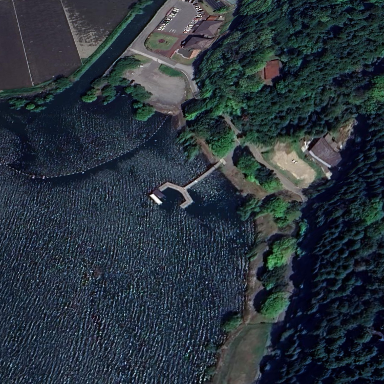 余呉湖漁協わかさぎ釣り(江土釣桟橋)