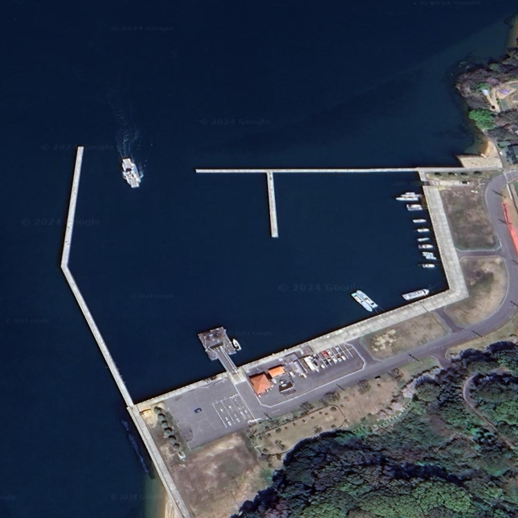 前島フェリー乗り場ドッグラン